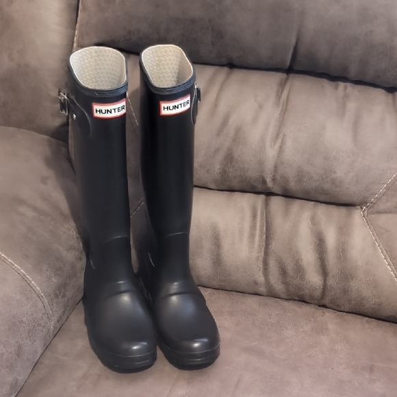 Hunter Classic Tall Black Rain Boots - Picture 1 of 7
